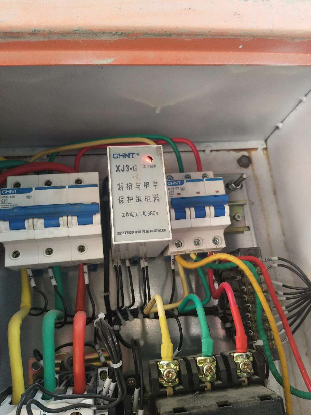 断相与相序保护继电器   chnt-三相380v-xj9-g   2个