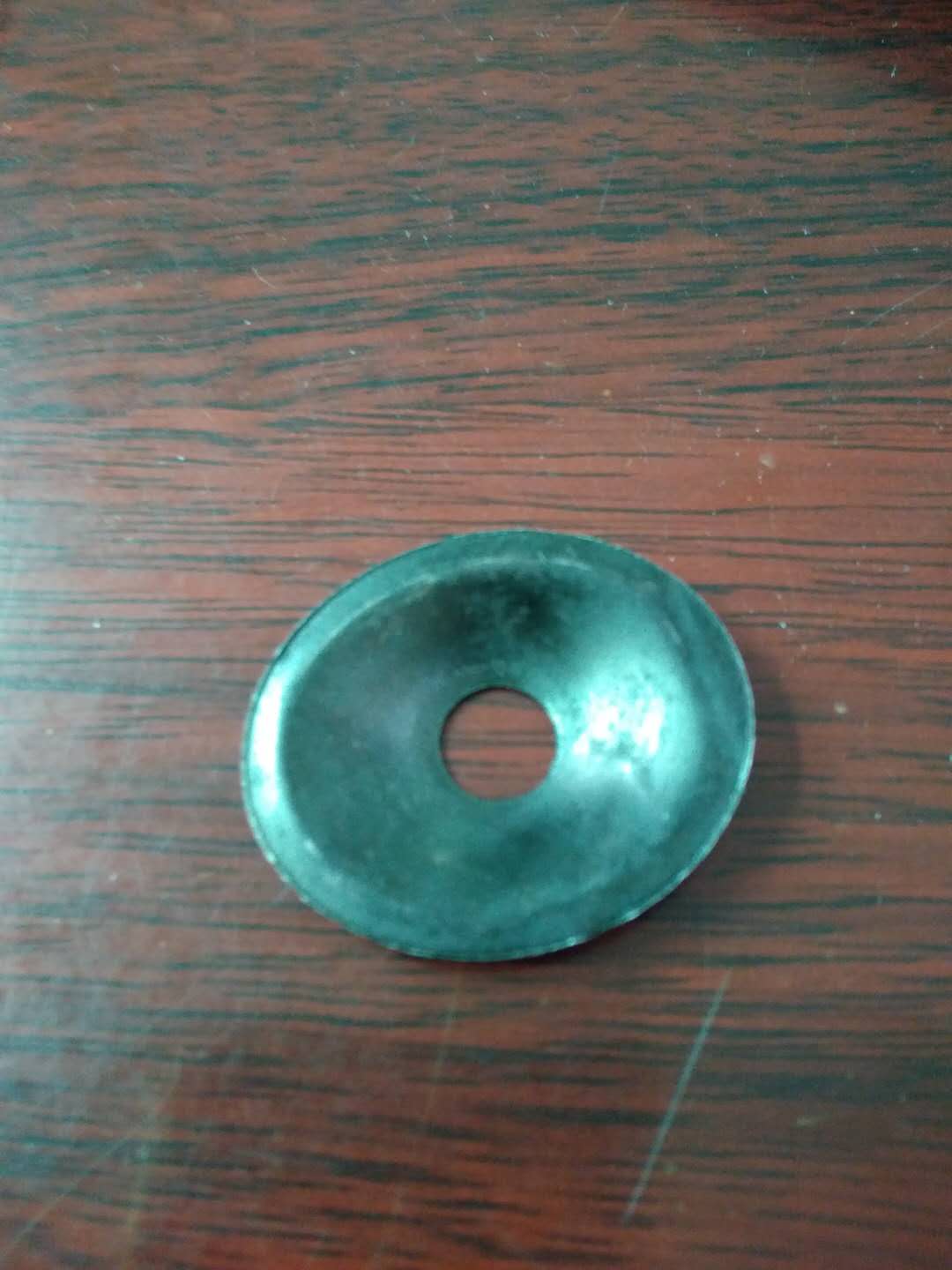 求购异形垫片 金属草帽垫 碗形钢垫圈