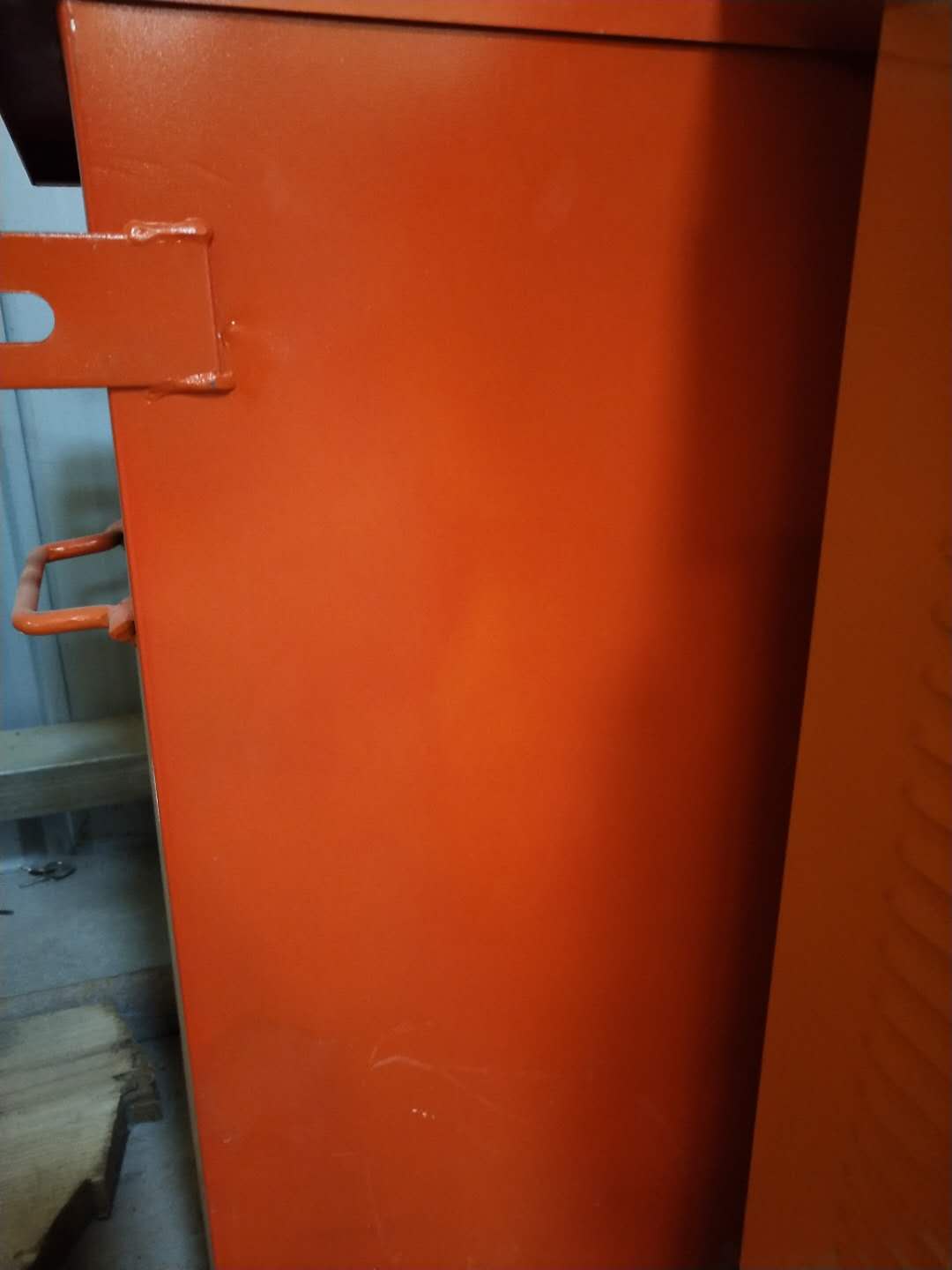 油漆   15kg/桶 橘红色,橙色配电箱的颜色 60kg